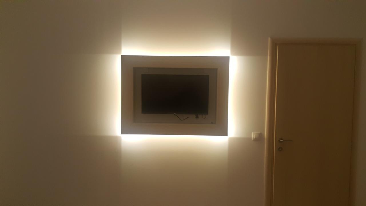 Mihalis Apartments Химар Екстериор снимка